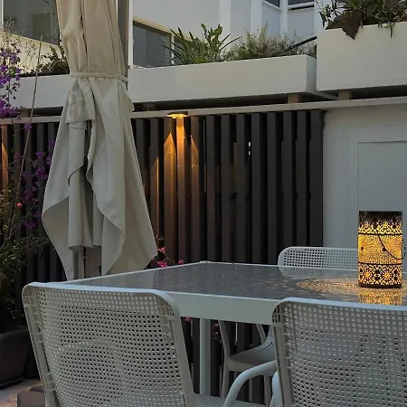With Private Courtyard - Colosseum & Forum Apartment Rome
