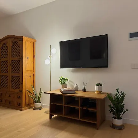 Apartment With Private Courtyard - Colosseum & Forum *