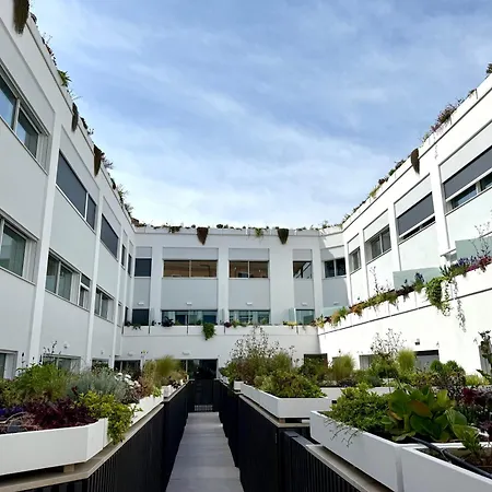 Apartment With Private Courtyard - Colosseum & Forum *